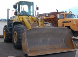 used KOMATS WA380-1 loaderWA380-1